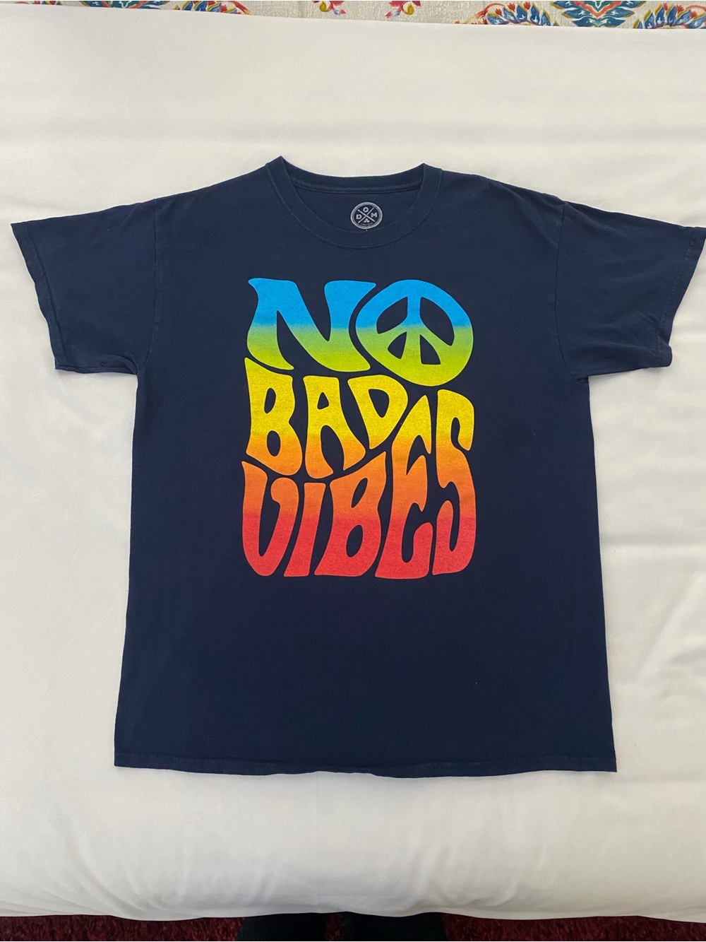 DOM Men’s “No Bad Vibes” Rainbow Graphic T-Shirt - Size Large